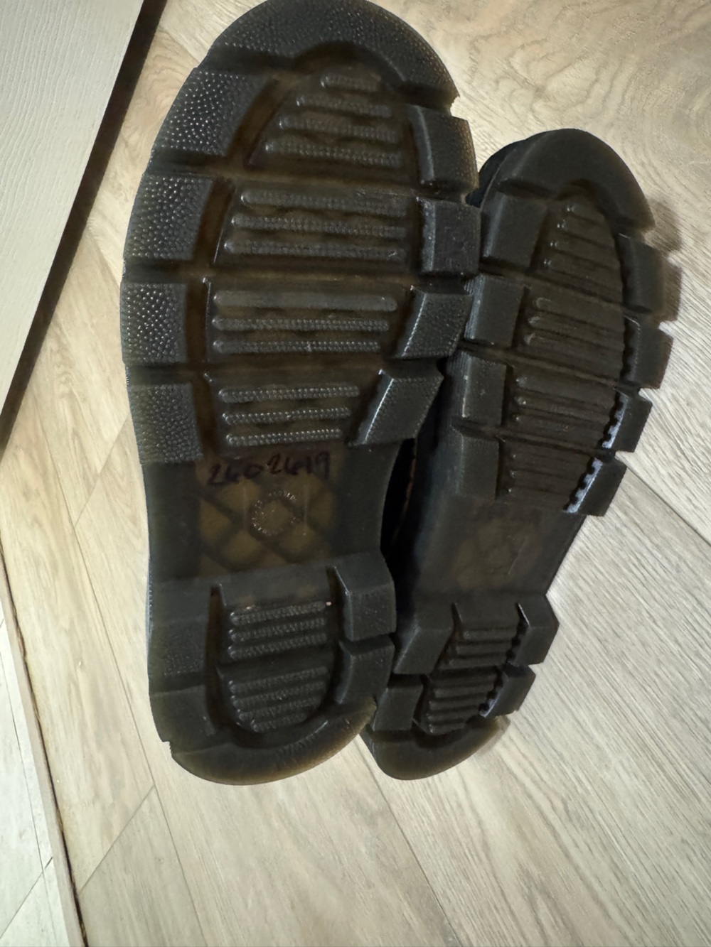 Dr. Martens Women's Combs W Tie Poly Casual Boots USL 7 Like New - Picture 7 of 9